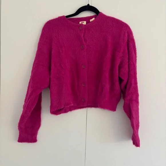 NWOT Levi’s sweater size medium - Picture 3 of 5